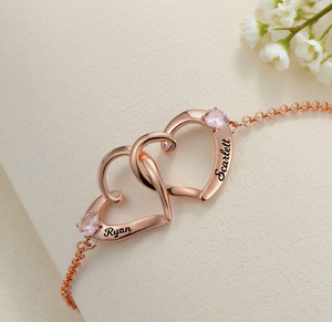 Bracelet Personnalisé Cœurs Entrelacés avec Pierres de Naissance - Cadeau Émotionnel et Élégant