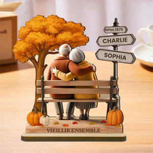 Plaque en bois personnalisée – Couple Âgé sur un Banc, Souvenir d’Amour Éternel