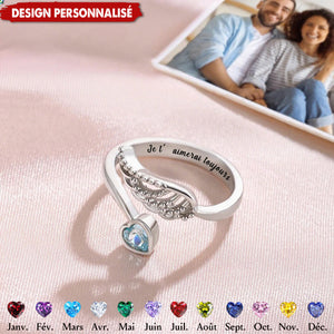 Bague Personnalisée Aile d’Ange avec Pierre de Naissance – Cadeau Symbolique et Élégant