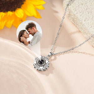 Collier tournesol Projecteur Personnalisé avec Photo Cachée – Cadeau Symbolique et Intemporel