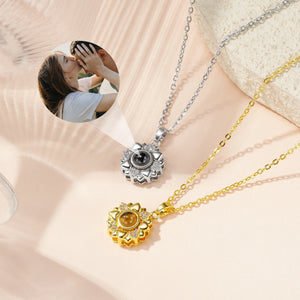 Collier tournesol Projecteur Personnalisé avec Photo Cachée – Cadeau Symbolique et Intemporel