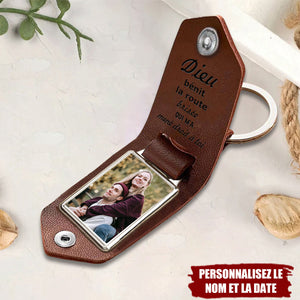 Porte-clés Personnalisé en Cuir avec Photo et Prénoms – Cadeau Romantique pour Couple
