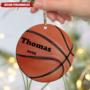 Ornement de Noël Personnalisé – Thème Sport avec Prénom et Année