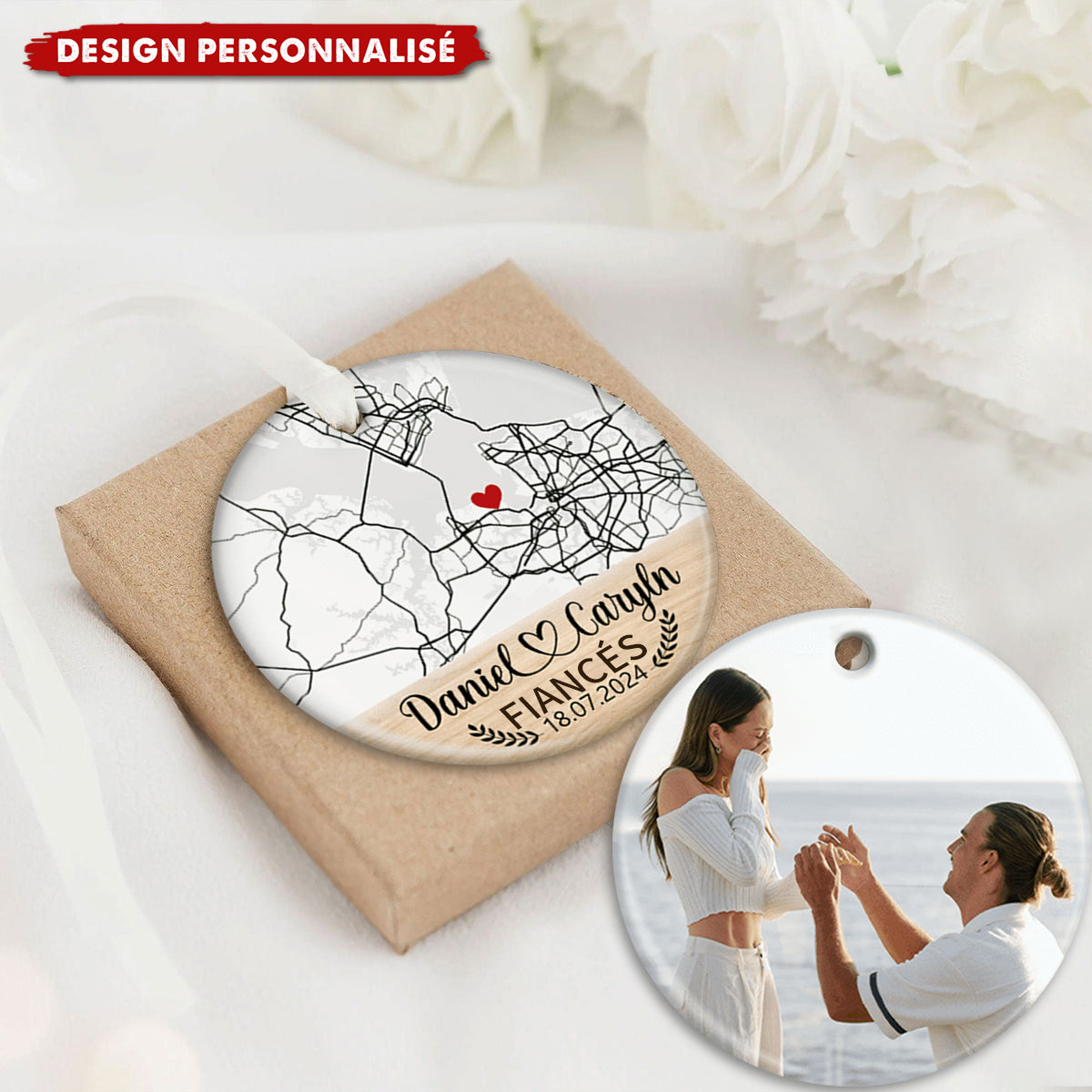 Ornement Céramique Personnalisé – Lieu de Fiançailles avec Photo & Carte