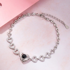 Bracelet Cœur avec Projection Photo – Cadeau Personnalisé d’Amour