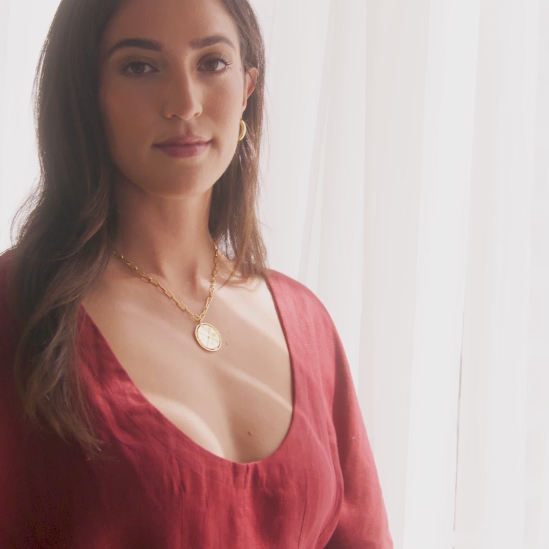 Collier Pendentif Boussole Personnalisé - Cadeau Élégant et Unique