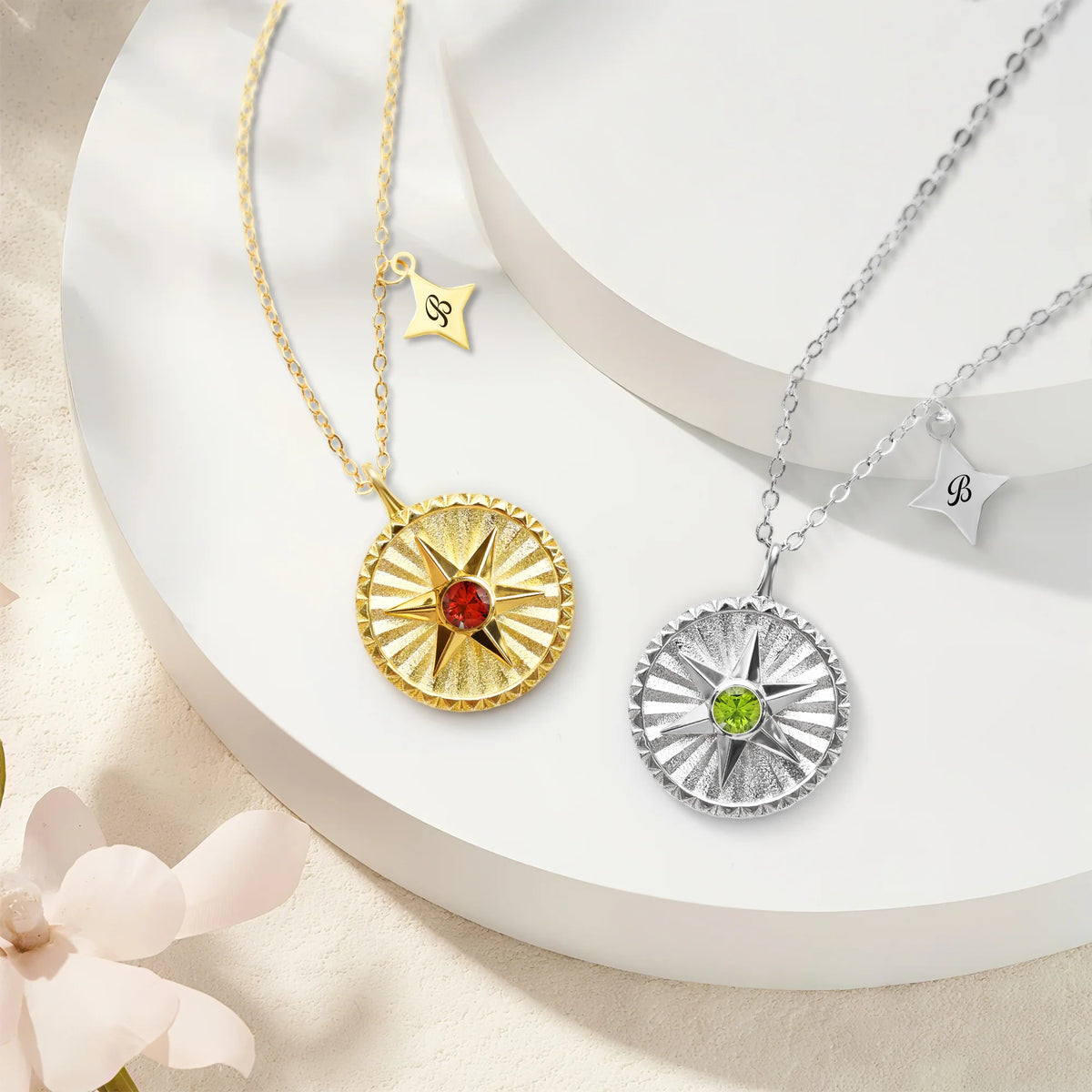 Collier Étoile Hexagonale Personnalisé – Cadeau Unique et Raffiné