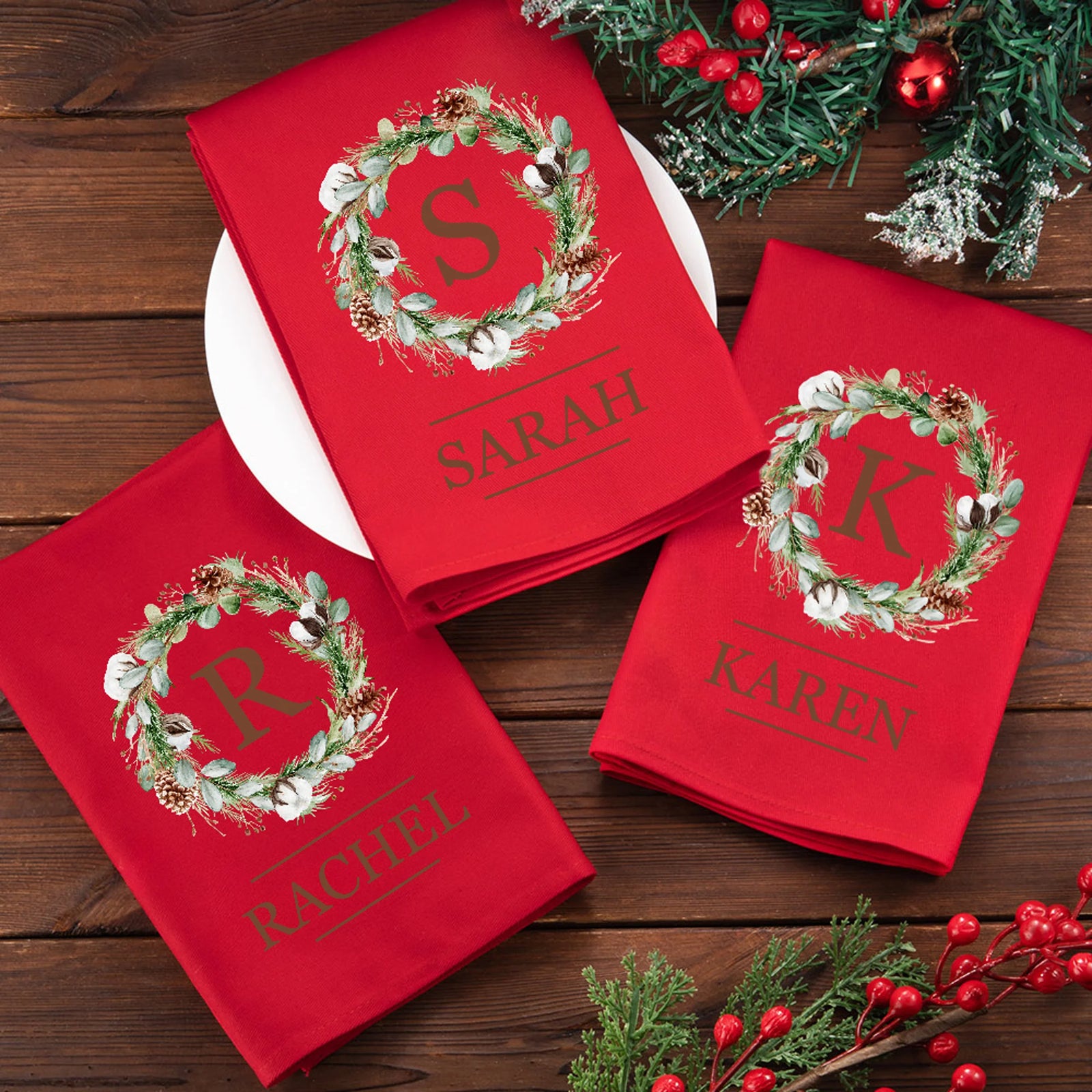 Serviette Rouge de Noël Personnalisée – Décoration de Table Élégante