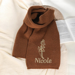 Écharpe Personnalisée et Fleur – Cadeau Élégant et Chaleureux pour Femme