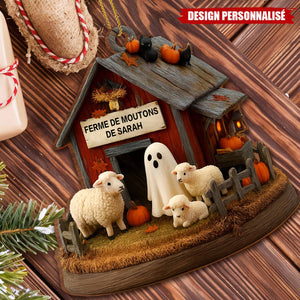 Ornement en Bois Personnalisé – Grange Automnale avec Moutons et Décor Halloween