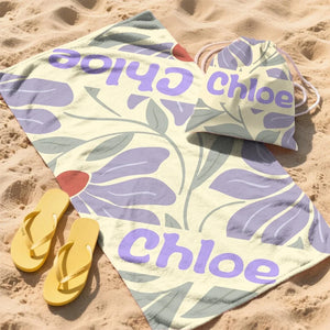 Serviette de plage personnalisée avec prénom – Design floral rétro