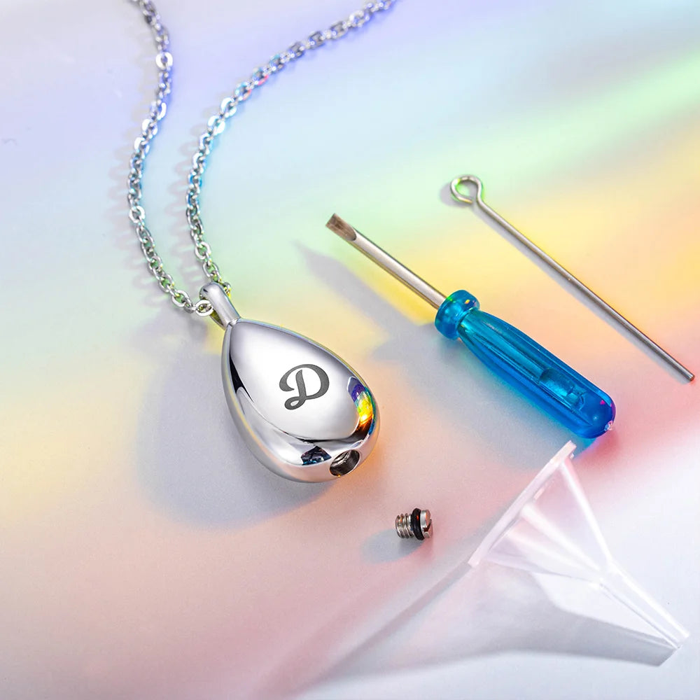 Collier Urne Personnalisé en Forme de Petite Goutte - Cadeau Émotionnel et Élégant